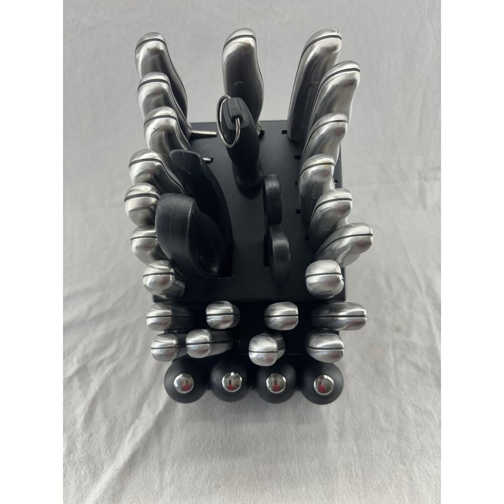Knife Block With Knives, Poultry Shears, Fork, And Sharpener By Phillipe Richard - Picture 5 of 13